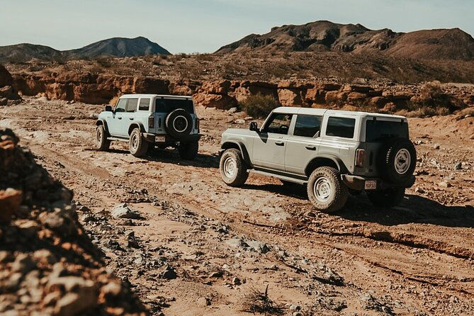 las-vegas-guided-off-road-adventure-to-echo-bay-wash