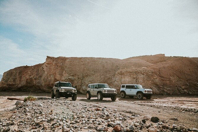 las-vegas-guided-off-road-adventure-to-echo-bay-wash