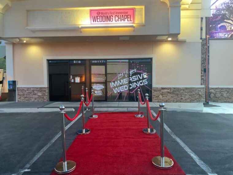 las-vegas-haunted-house-wedding-ceremony-photography