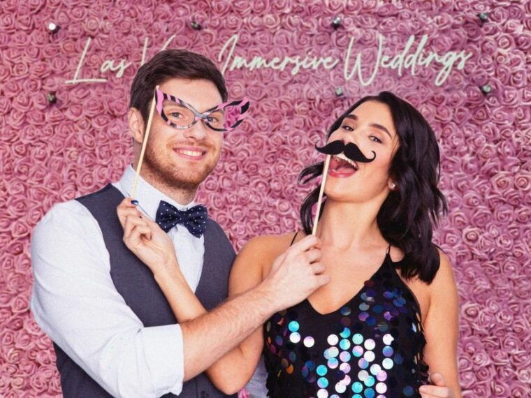 las-vegas-haunted-house-wedding-ceremony-photography