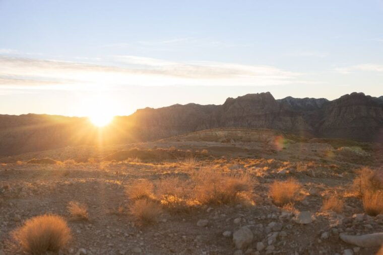 las-vegas-helicopter-night-flight-over-the-strip