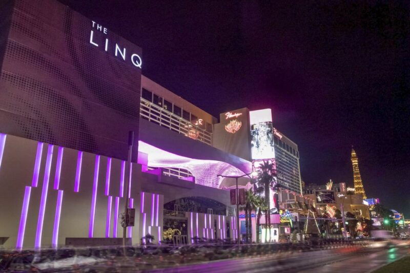 las-vegas-high-roller-entry-ticket-with-in-cabin-open-bar