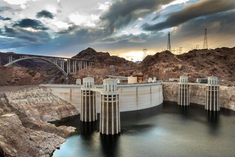 las-vegas-hoover-dam-tour-with-american-style-hot-breakfast