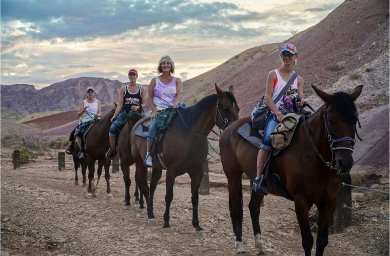 las-vegas-horseback-riding-tour-with-lunch