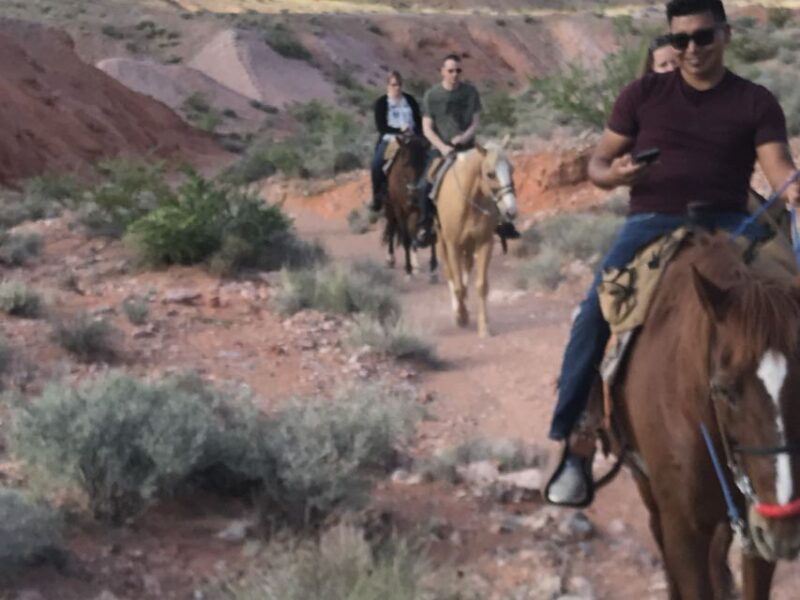 las-vegas-horseback-riding-with-breakfast