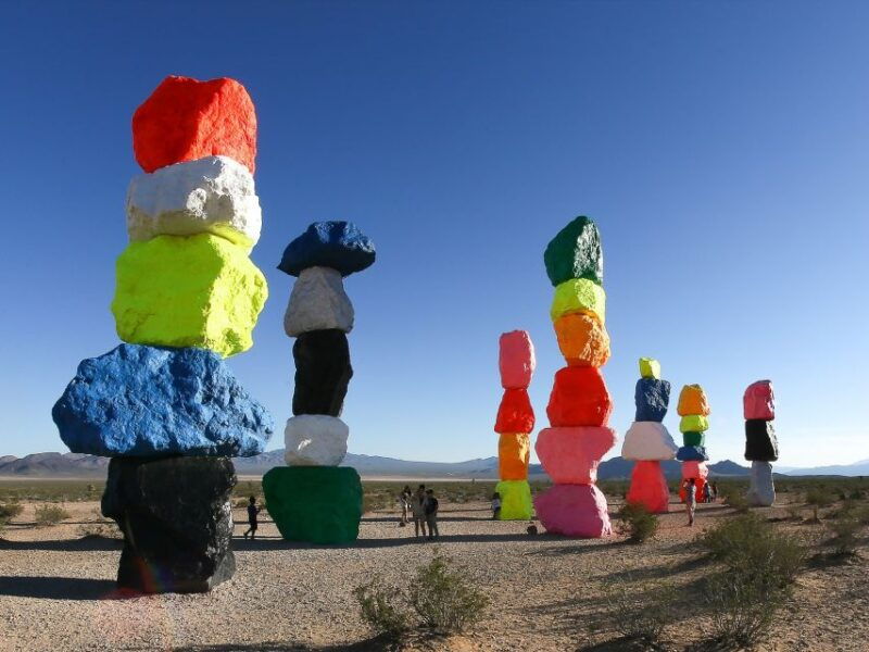 las-vegas-las-vegas-sign-7-magic-mountains-photoshoot