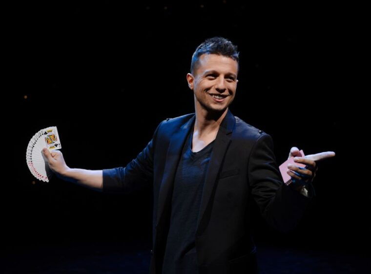 las-vegas-mat-franco-magic-reinvented-nightly-show-ticket