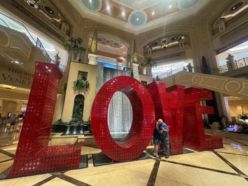 las-vegas-night-city-tour-with-hotel-pickup