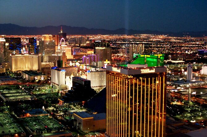 las-vegas-night-flight-by-helicopter-with-lunch-at-buddy-vs-at-venetian-resort