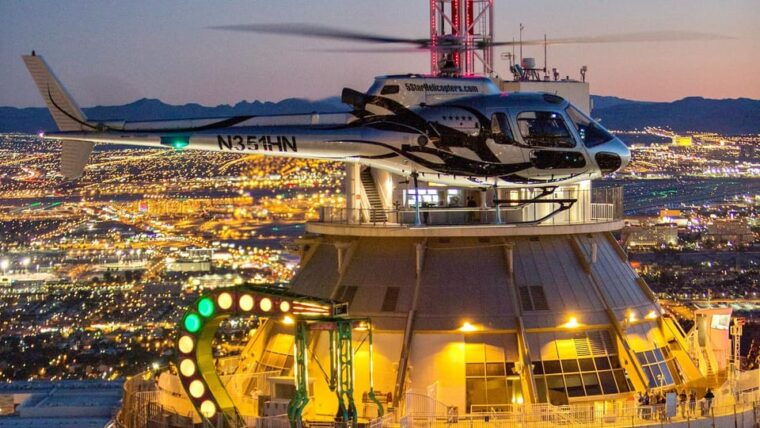 las-vegas-nighttime-helicopter-flight-over-the-strip