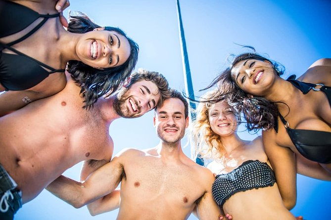 las-vegas-party-bus-day-club-crawl