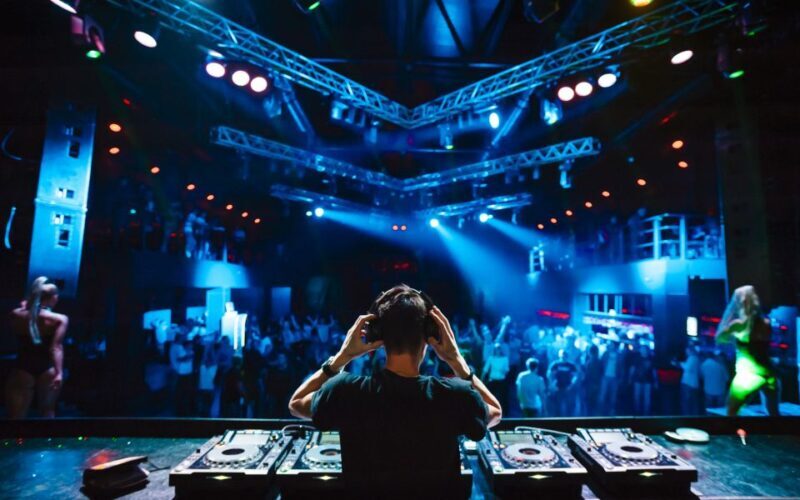 Las Vegas: Party Bus Nightclub Crawl - The Value of This Experience