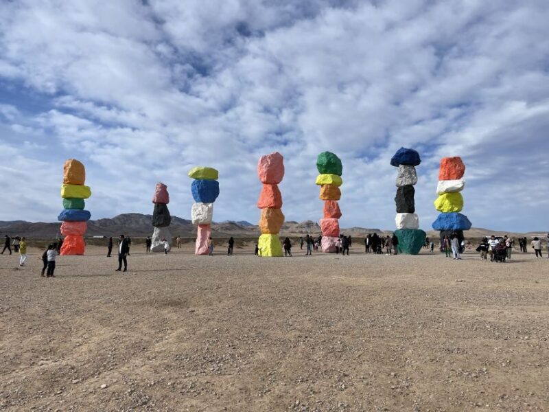Las Vegas: Private 7 Magic Mountains and Vegas Sign Car Trip - The Value of This Private Tour