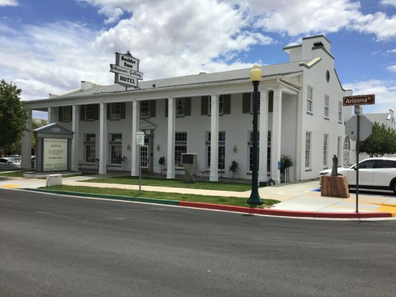 las-vegas-private-hoover-dam-w-optional-generator-tour