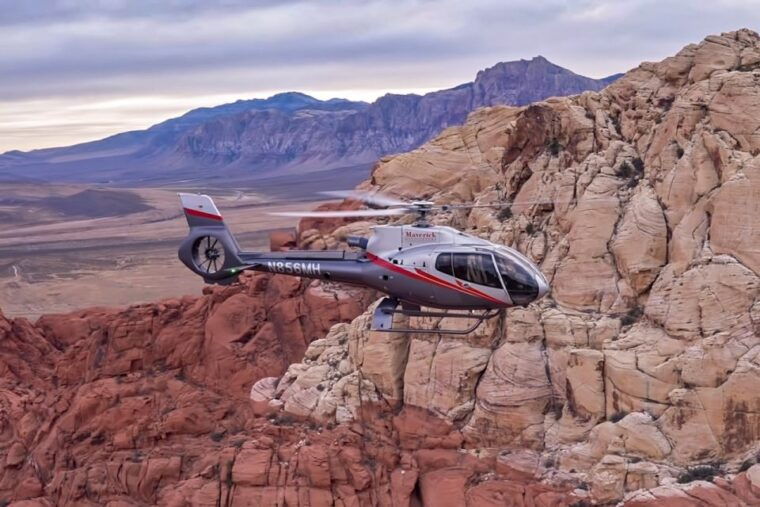 las-vegas-red-rock-canyon-helicopter-landing-tour