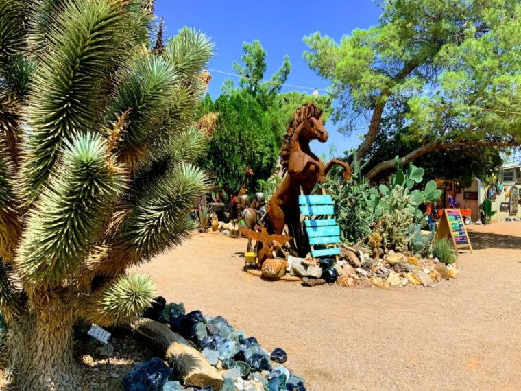 las-vegas-red-rock-canyon-whimsical-cactus-joes-lunch
