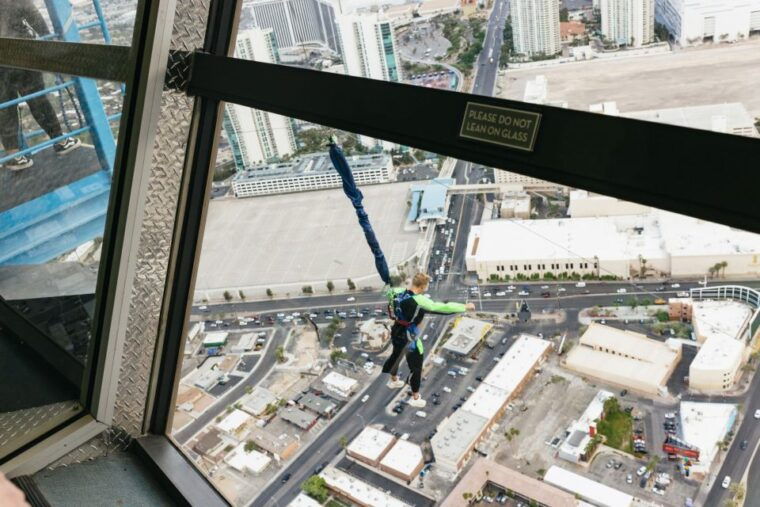 las-vegas-strat-skyjump-ticket