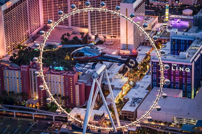 las-vegas-strip-helicopter-night-flight-with-optional-transport