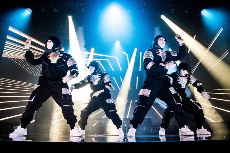 las-vegas-strip-jabbawockeez-at-mgm-grand