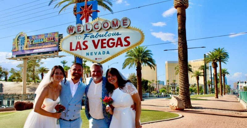 Las Vegas Strip Limo Tour with Champagne and Photos - Key Points