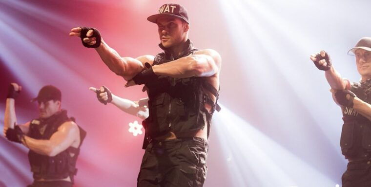 las-vegas-strip-thunder-from-down-under-at-excalibur