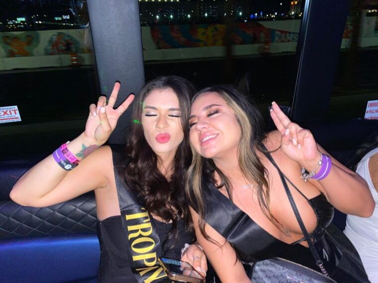 las-vegas-strip-welcome-to-las-vegas-club-crawl