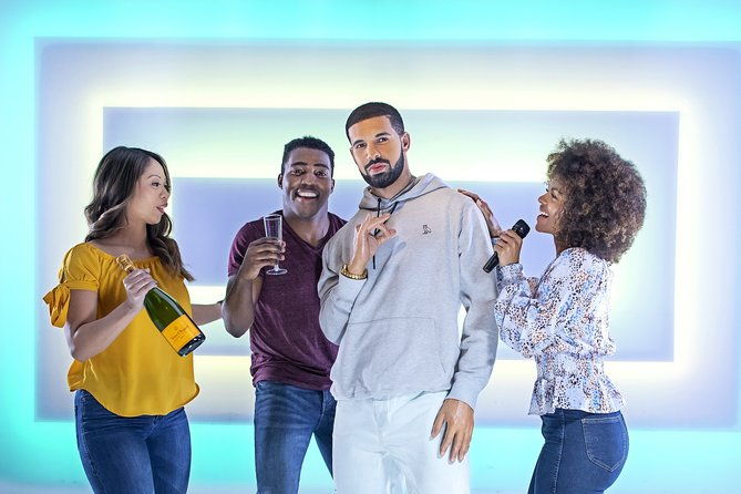 las-vegas-super-saver-madame-tussauds-with-gondola-boat-ride-2