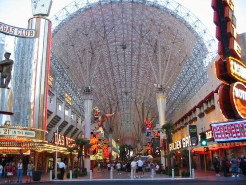 las-vegas-the-price-of-history-and-car-crazies