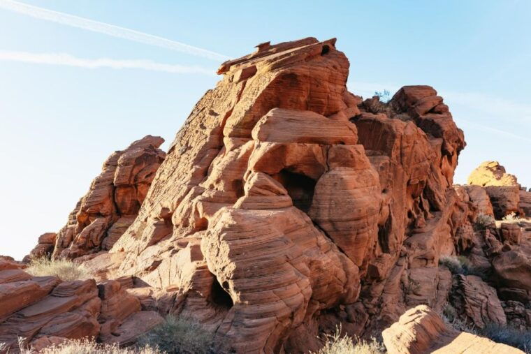las-vegas-valley-of-fire-guided-hike-with-drinks-and-snacks