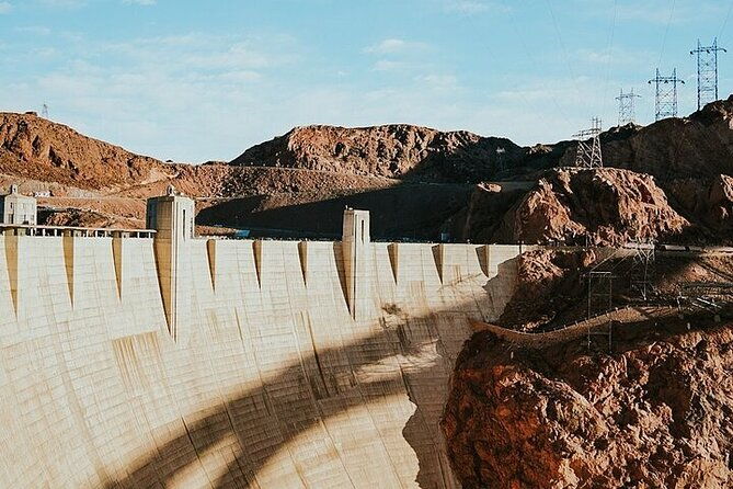 las-vegas-vip-hoover-dam-tour-guided-off-road-adventure