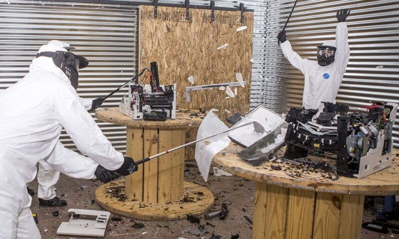 las-vegas-wreck-room-experience