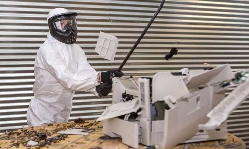 las-vegas-wreck-room-experience