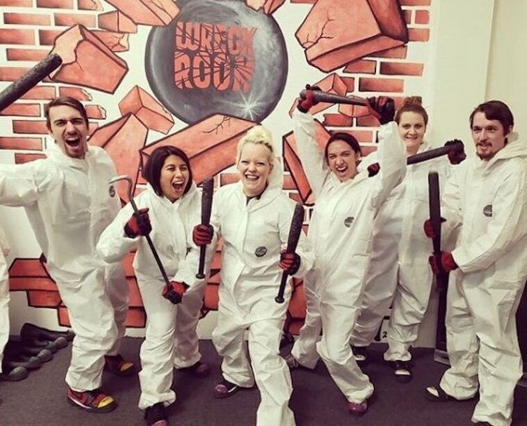 las-vegas-wreck-room-experience