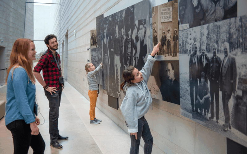 lascaux-iv-full-replica-cave-experience-ticket