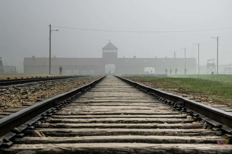 Last Tickets From Krakow: Auschwitz-Birkenau Guided Tour - An In-Depth Look at the Auschwitz-Birkenau Guided Tour