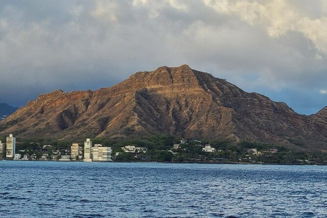 late-breakfast-cruise-in-honolulu