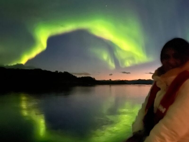 Late night sailing with northern light chase - Key Points