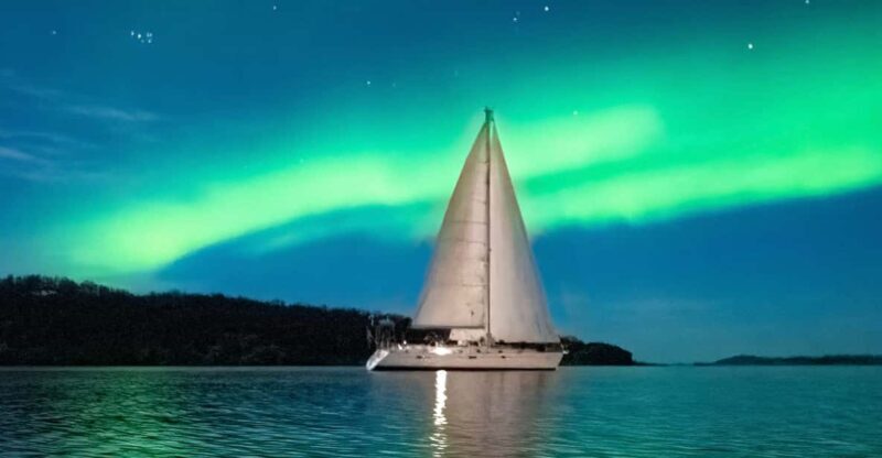 Late night sailing with northern light chase - The Value of the Tour
