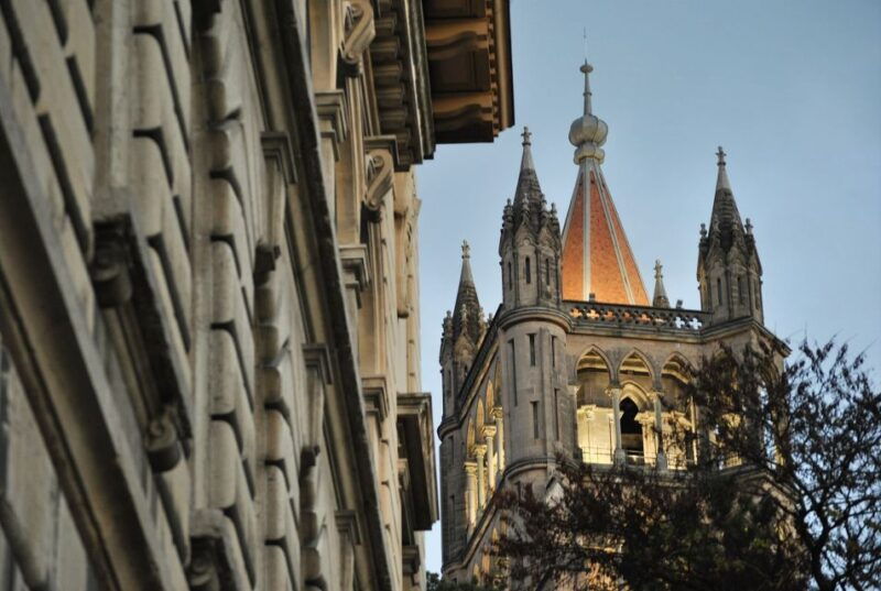 Lausanne: Express Walk with a Local in 60 minutes - Why This Tour Works Well