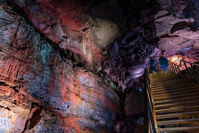 lava-caving-experience