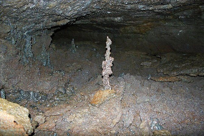 lava-tunnel-caving-with-transfer-small-group