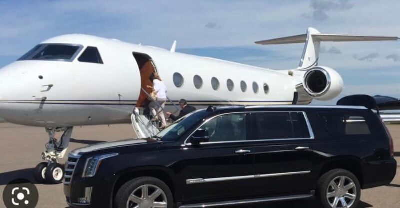 LAX, John Wayne: Los Angeles,OC luxurious rides & transfers - Who Should Choose This Service?  
