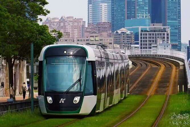 Layers of Serenity and Vibrance: A Day Painted in Kaohsiung - What’s Included and What to Consider