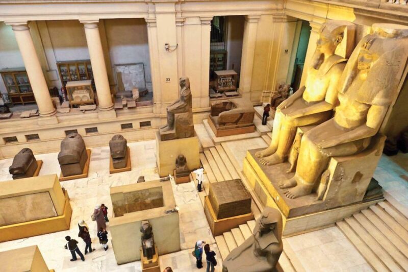 Layover Tour to Pyramids, The Museum, Bazaar and Light show - FAQ