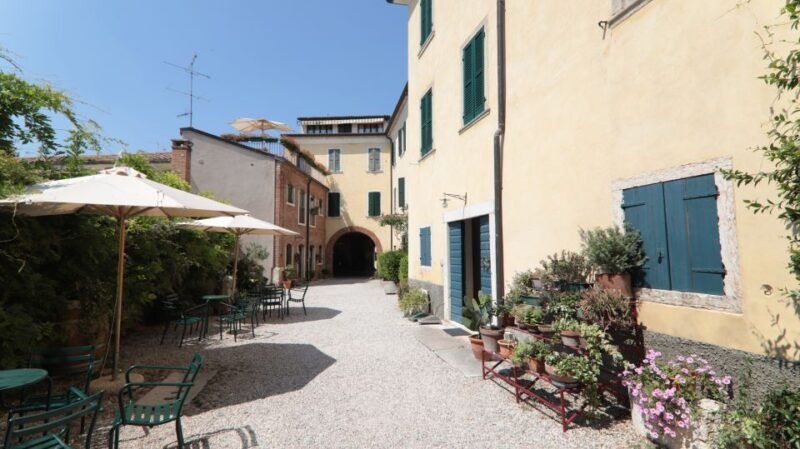 lazise-historical-center-wine-tasting-tour