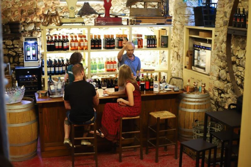 lazise-historical-center-wine-tasting-tour