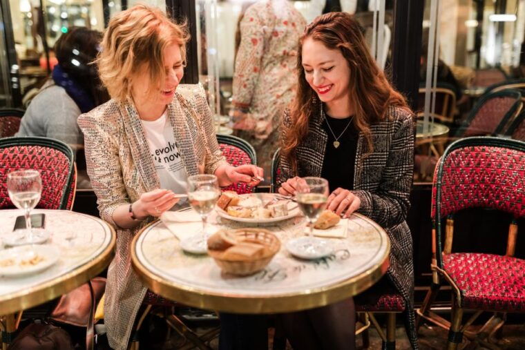 le-marais-explore-old-paris-with-a-local-host