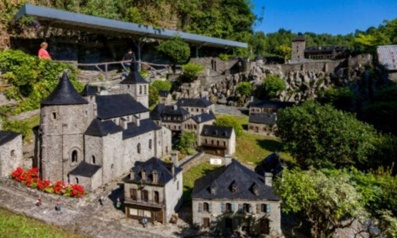 Le Petit Lourdes - FAQs