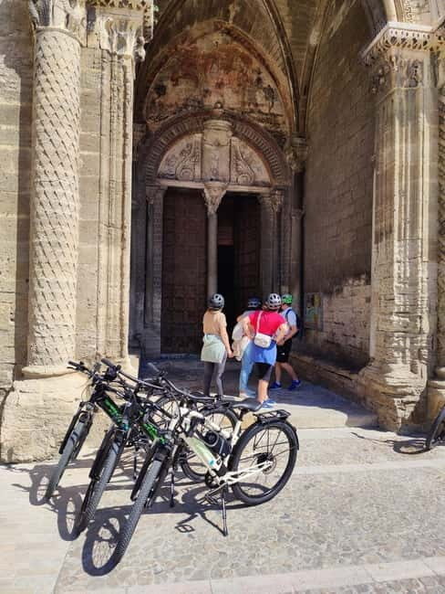 Le Thor, Châteauneuf De Gadagne, St-Saturnin Les Avignon by electric bike - FAQs