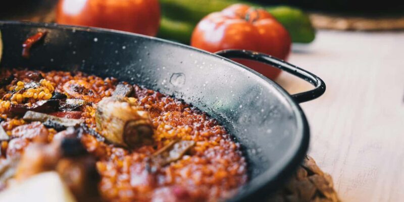 Learn about Spanish cuisine: Paella & Rice dishes - Key Points: